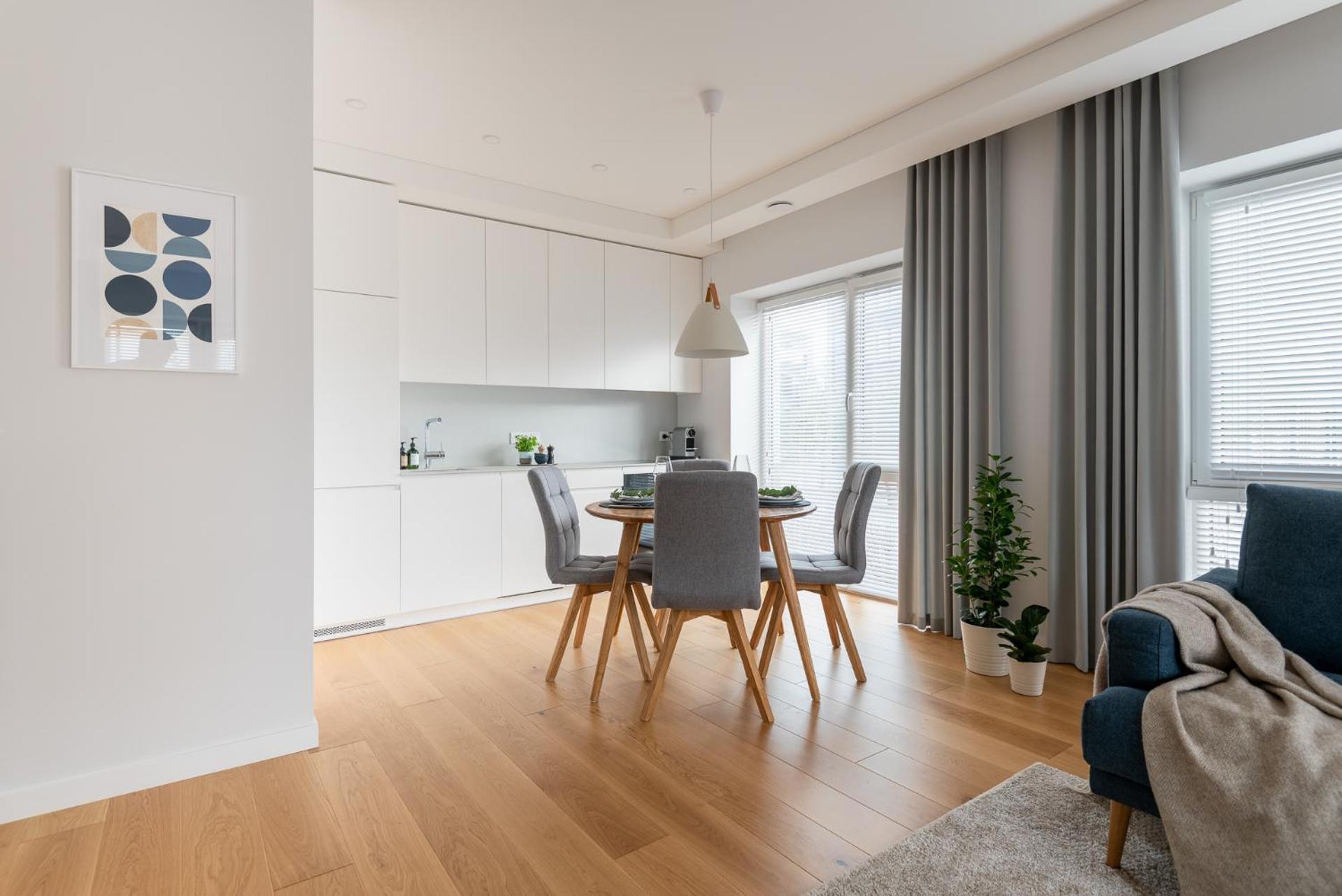 Apartment D33 - Brand New Luxury With Terrace, Garden, Ac And Parking *